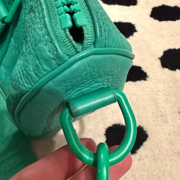 Keepall Bandouliere Bag Monogram Taurillon Leather 25 green rare AUTH ex cond - Picture 4 of 15